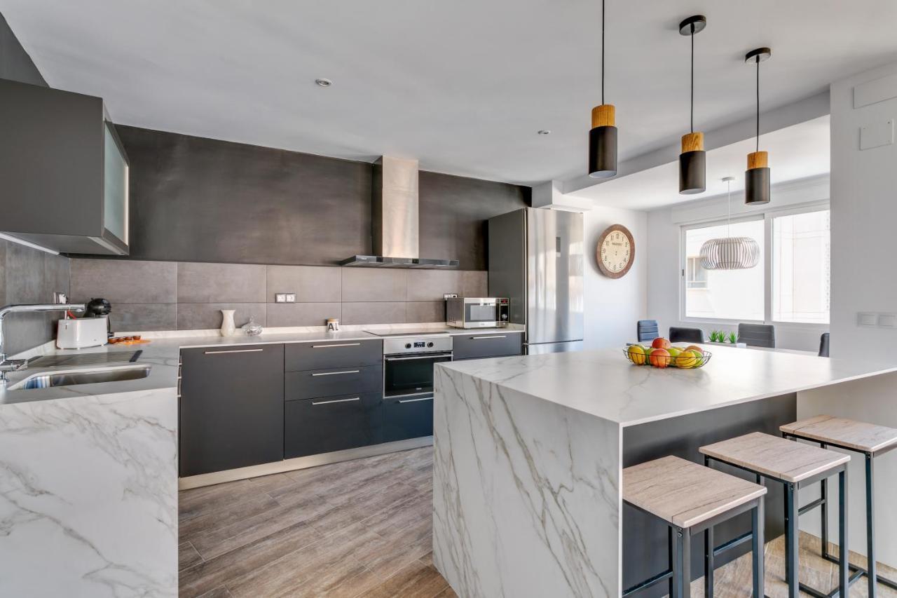 Luxury Apartment City Center Alicante Luaran gambar