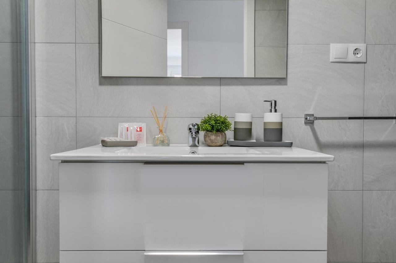 Luxury Apartment City Center Alicante Luaran gambar